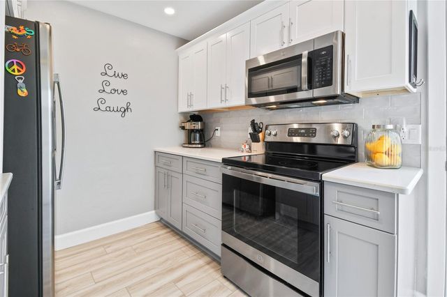 8911 BLIND PASS ROAD 121, St Pete Beach, FL 33706