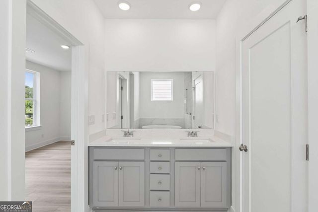 736 Auguste Avenue, Scottdale, GA 30079