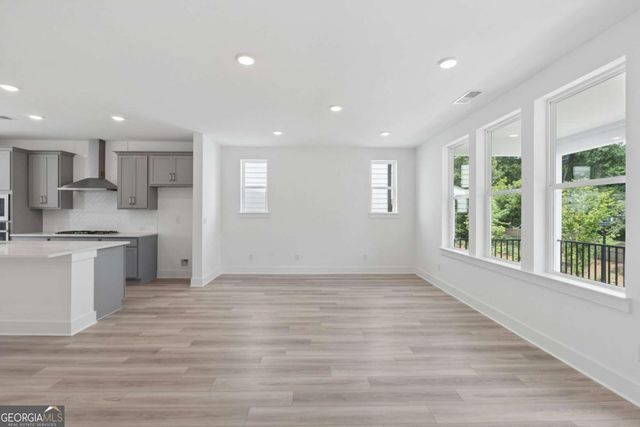 736 Auguste Avenue, Scottdale, GA 30079