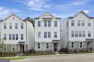 736 Auguste Avenue, Scottdale, GA 30079