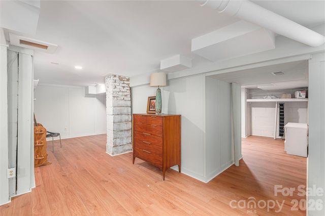37 Wilmington Street, Asheville, NC 28806