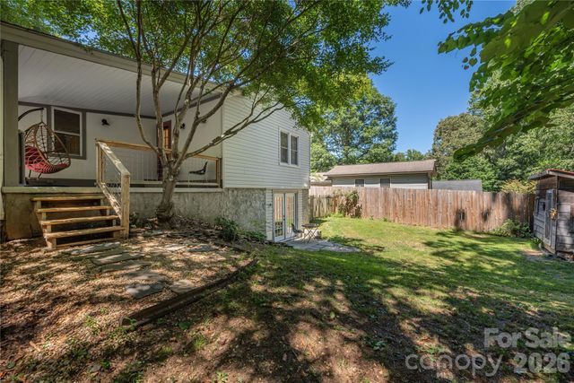 37 Wilmington Street, Asheville, NC 28806