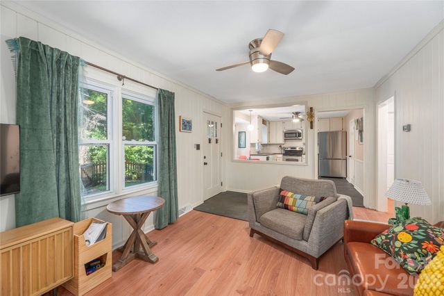 37 Wilmington Street, Asheville, NC 28806