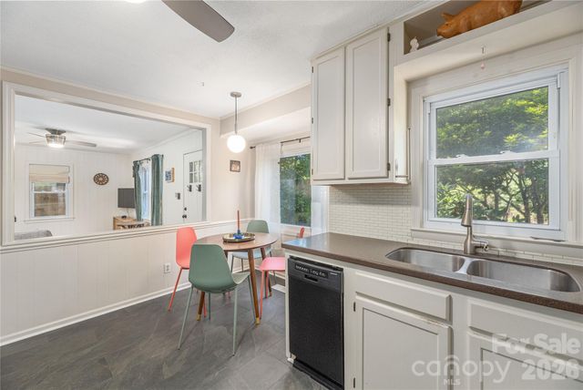 37 Wilmington Street, Asheville, NC 28806