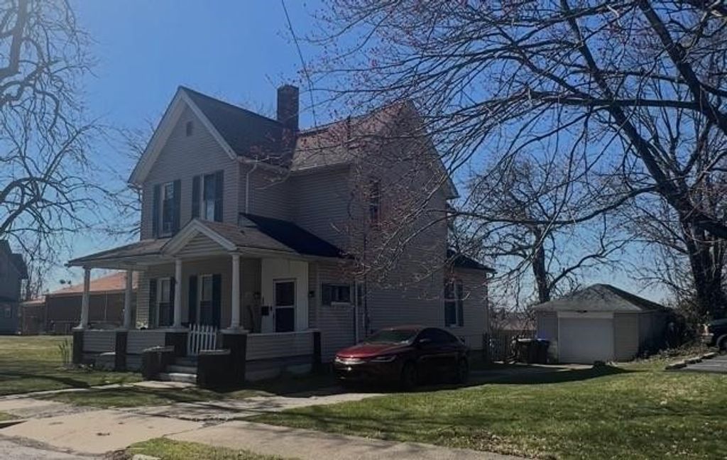 59 Elm Ave, Sharon, PA 16146