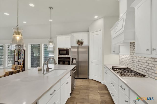 415 Bridle Trail, New Braunfels, TX 78132