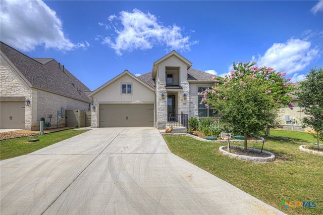 415 Bridle Trail, New Braunfels, TX 78132