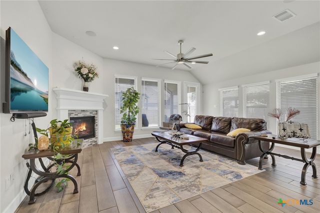 415 Bridle Trail, New Braunfels, TX 78132