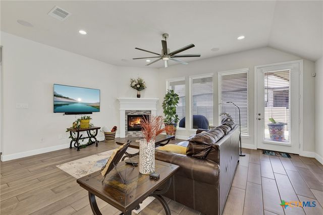 415 Bridle Trail, New Braunfels, TX 78132