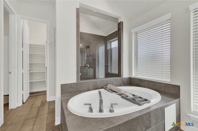 415 Bridle Trail, New Braunfels, TX 78132