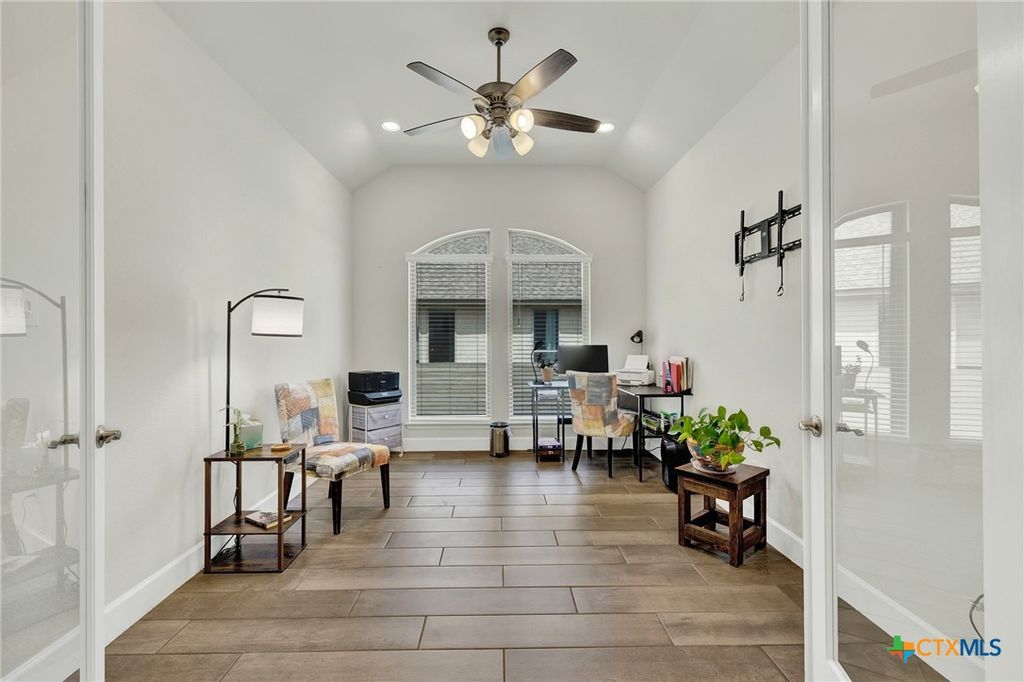 415 Bridle Trail, New Braunfels, TX 78132