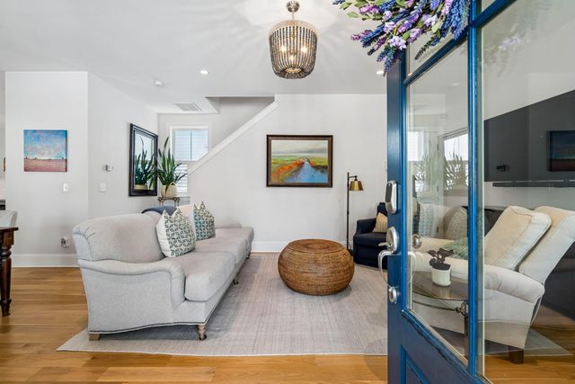 22 Pearl Avenue, Mount Pleasant, SC 29464