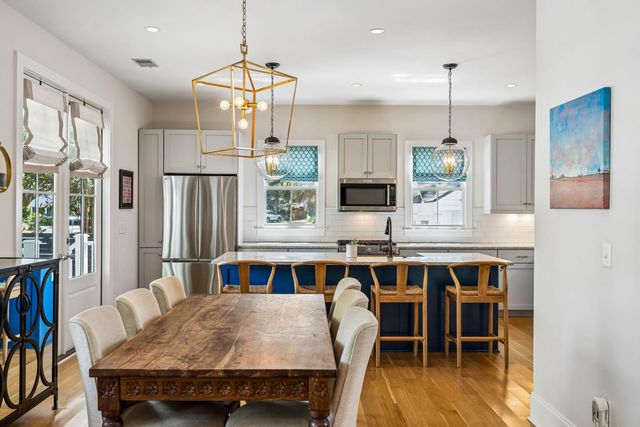 22 Pearl Avenue, Mount Pleasant, SC 29464