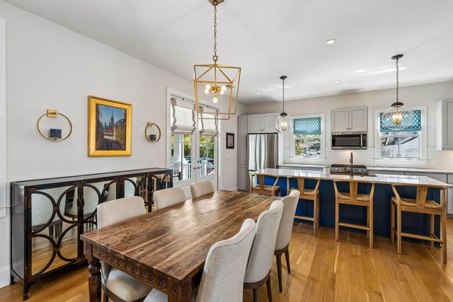 22 Pearl Avenue, Mount Pleasant, SC 29464