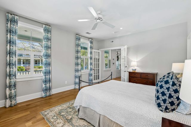 22 Pearl Avenue, Mount Pleasant, SC 29464