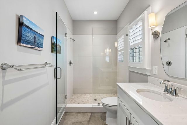 22 Pearl Avenue, Mount Pleasant, SC 29464