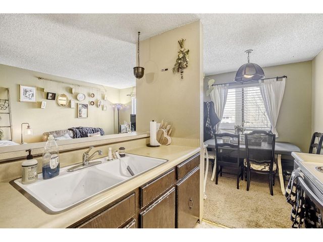 1705 Heatheridge Rd H-305, Fort Collins, CO 80526