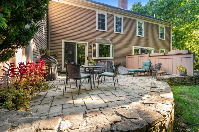 86 Common Street 86, Belmont, MA 02478