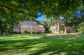 86 Common Street 86, Belmont, MA 02478