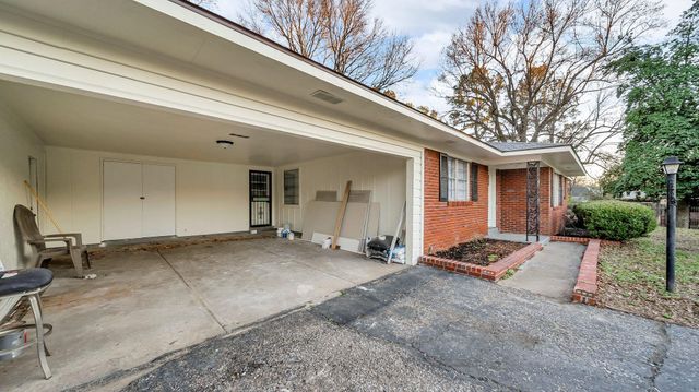 4232 AMBROSE DR, Memphis, TN 38116