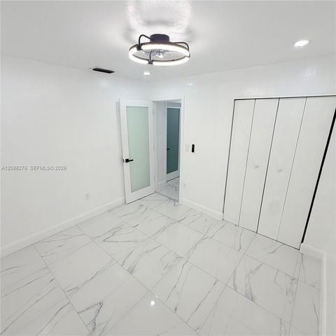10305 SW 149th Terrace single, Miami, FL 33176