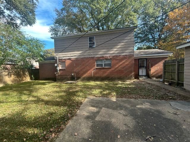 3021 S MENDENHALL RD, Memphis, TN 38115