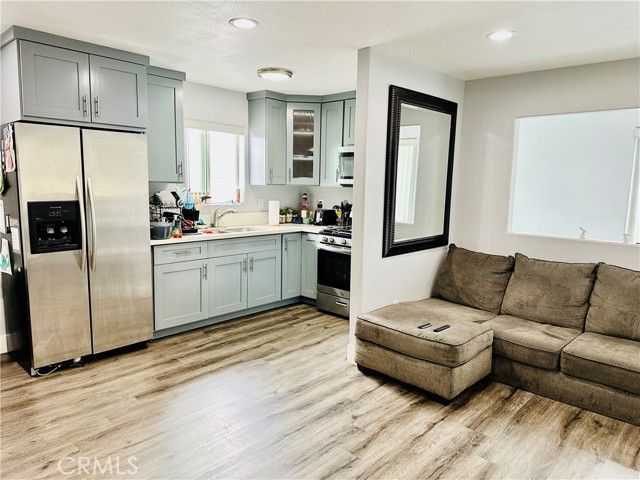 1311 E Pacific Coast, Wilmington (los Angeles), CA 90744