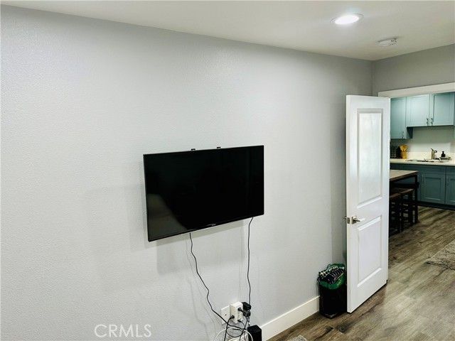 1311 E Pacific Coast, Wilmington (los Angeles), CA 90744