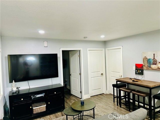 1311 E Pacific Coast, Wilmington (los Angeles), CA 90744