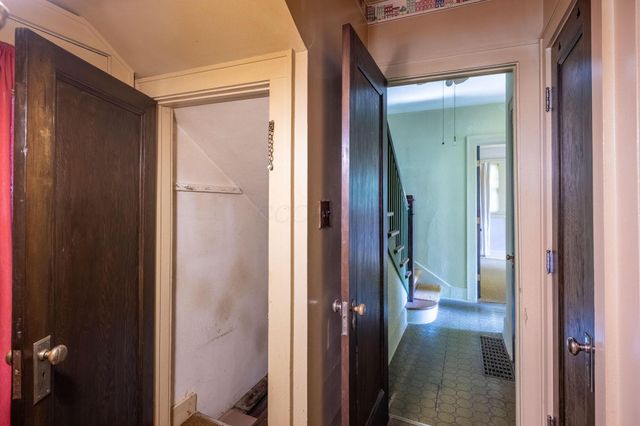 431 W College Street, Granville, OH 43023