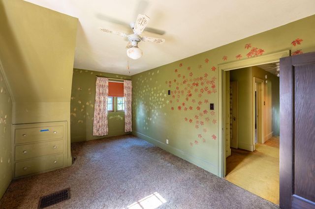 431 W College Street, Granville, OH 43023