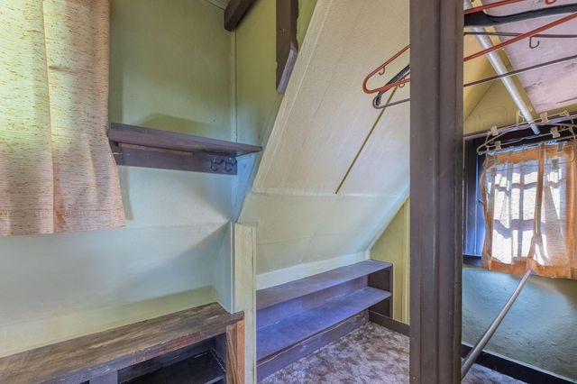 431 W College Street, Granville, OH 43023
