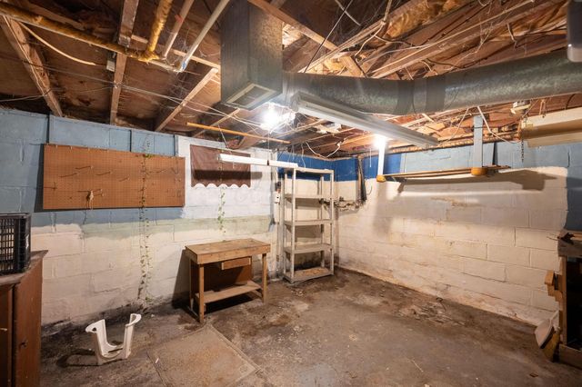 431 W College Street, Granville, OH 43023
