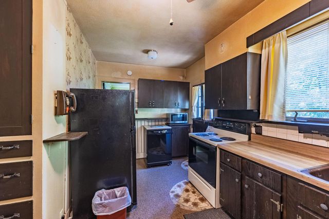 431 W College Street, Granville, OH 43023