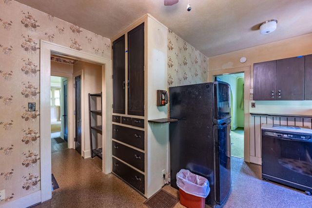 431 W College Street, Granville, OH 43023