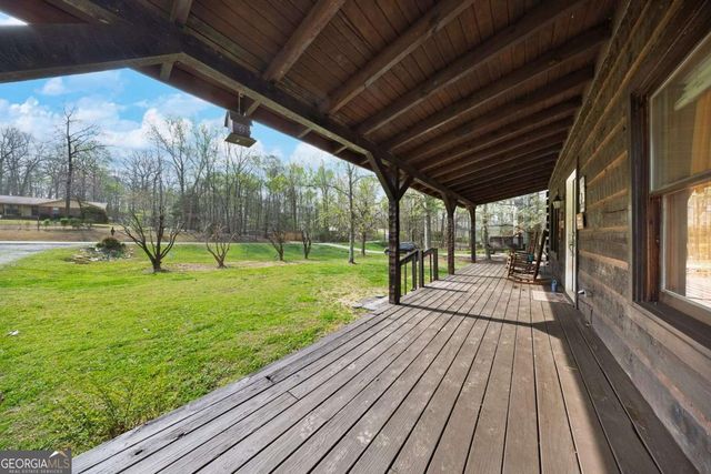 91 Oak Hill Drive NE, White, GA 30184