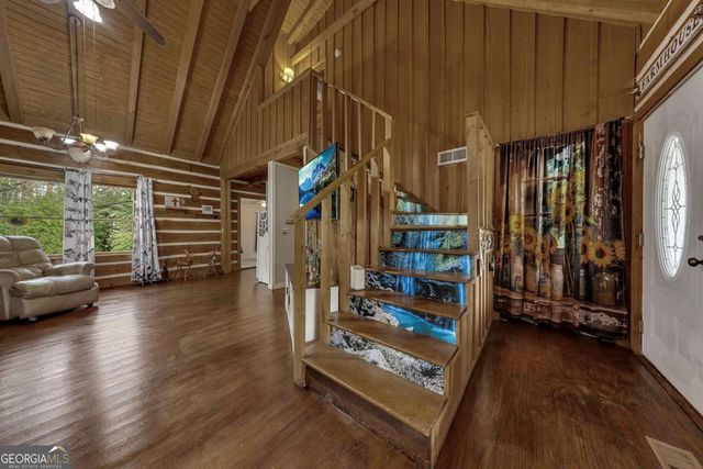 91 Oak Hill Drive NE, White, GA 30184