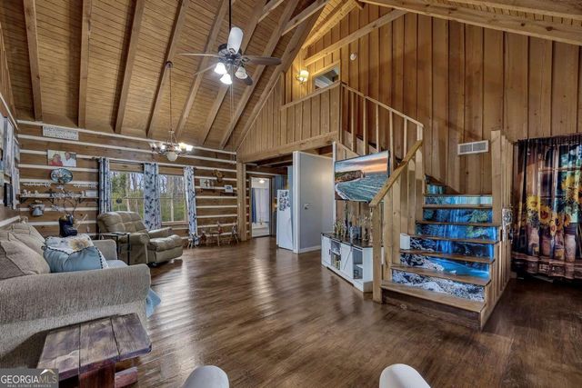 91 Oak Hill Drive NE, White, GA 30184