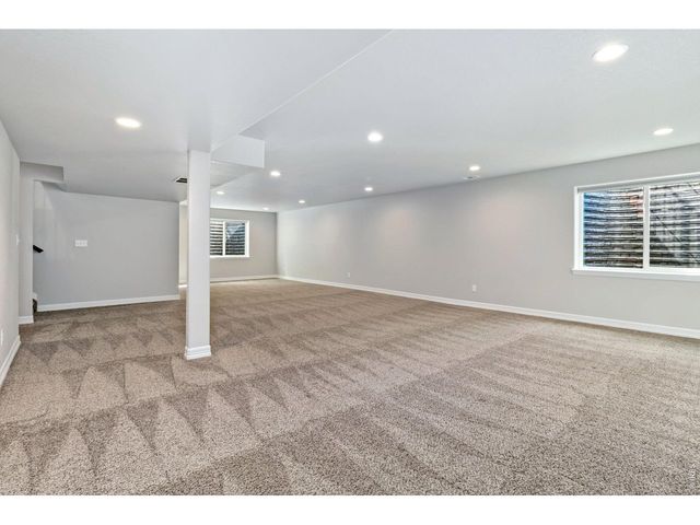 1882 Egnar St, Loveland, CO 80538