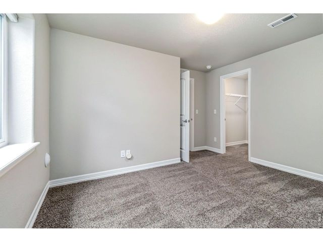 1882 Egnar St, Loveland, CO 80538