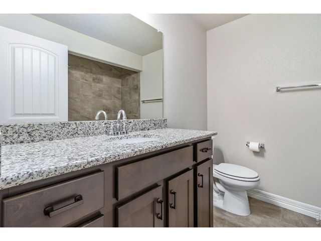 1882 Egnar St, Loveland, CO 80538