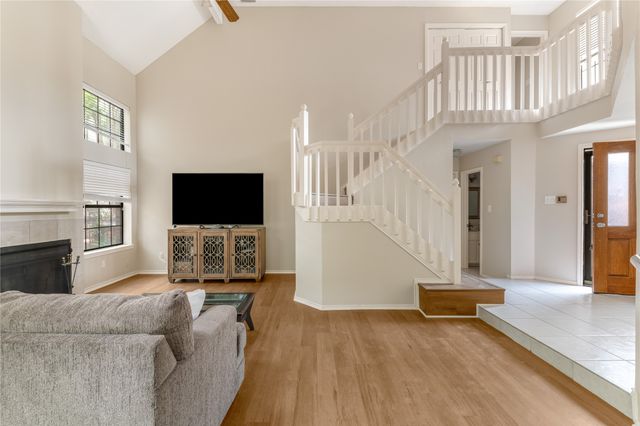 402 Santa Fe Trail 37, Irving, TX 75063