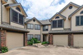 402 Santa Fe Trail 37, Irving, TX 75063