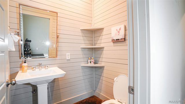 7724 LONG ACRE Street, Montgomery, AL 36116