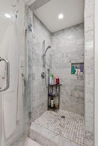 373 Carlos Avenue, Redwood City, CA 94061