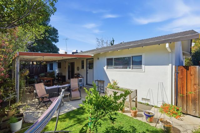 373 Carlos Avenue, Redwood City, CA 94061