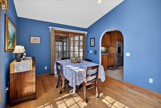 2265 Innsbrooke Drive, Sun Prairie, WI 53590