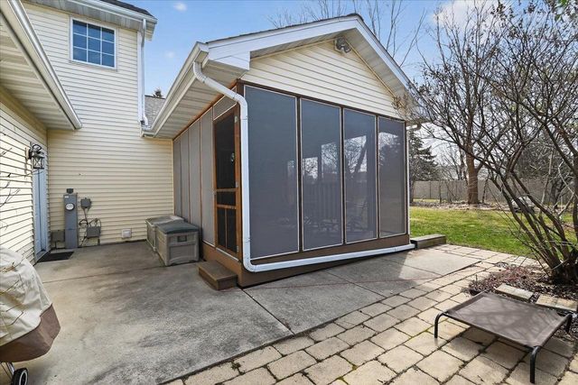 2265 Innsbrooke Drive, Sun Prairie, WI 53590