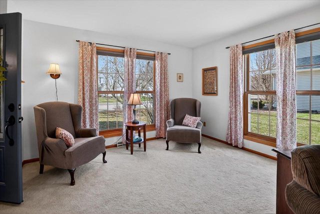 2265 Innsbrooke Drive, Sun Prairie, WI 53590