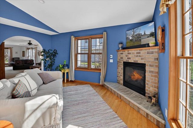 2265 Innsbrooke Drive, Sun Prairie, WI 53590